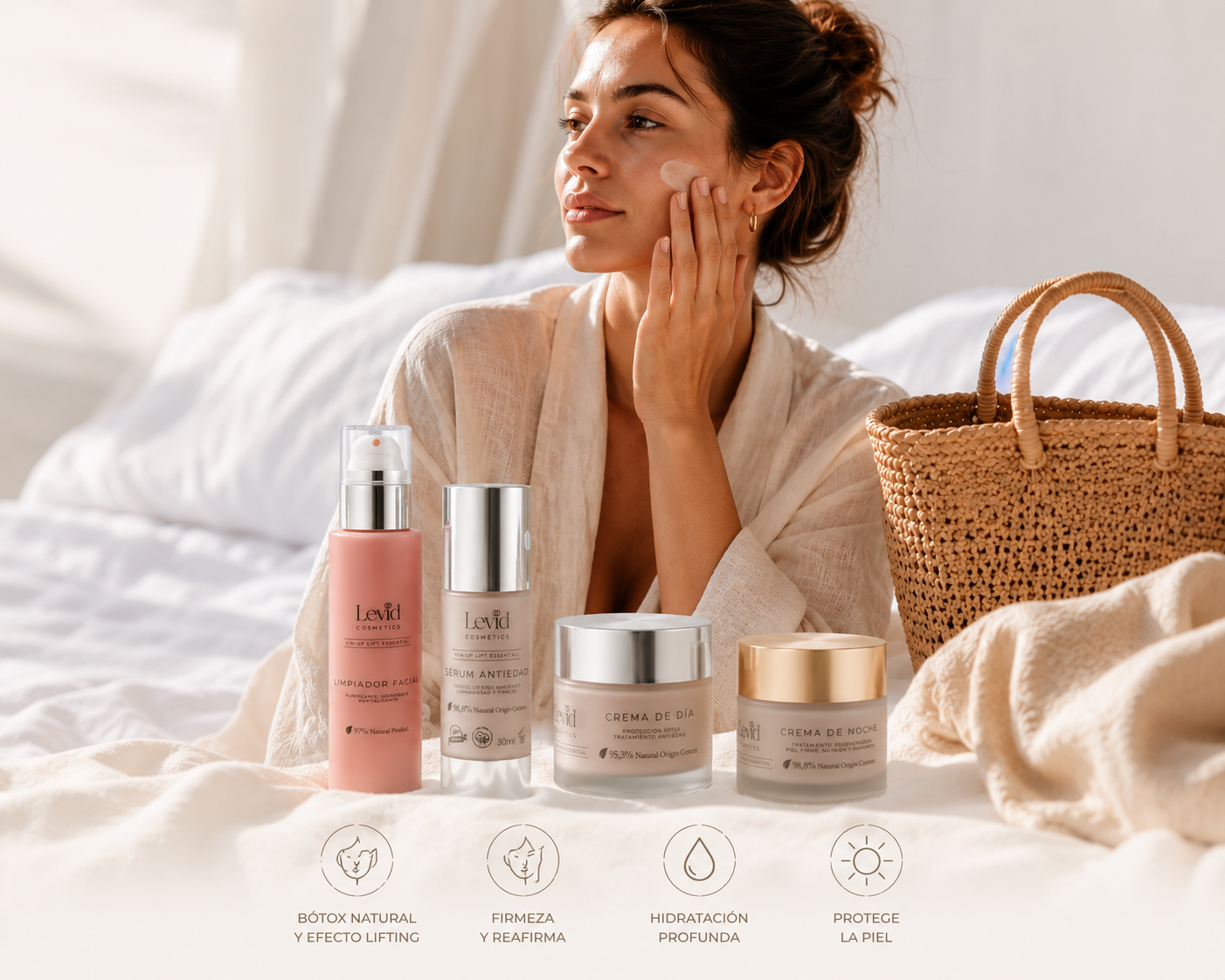 mujer aplicándose rutina facial verano