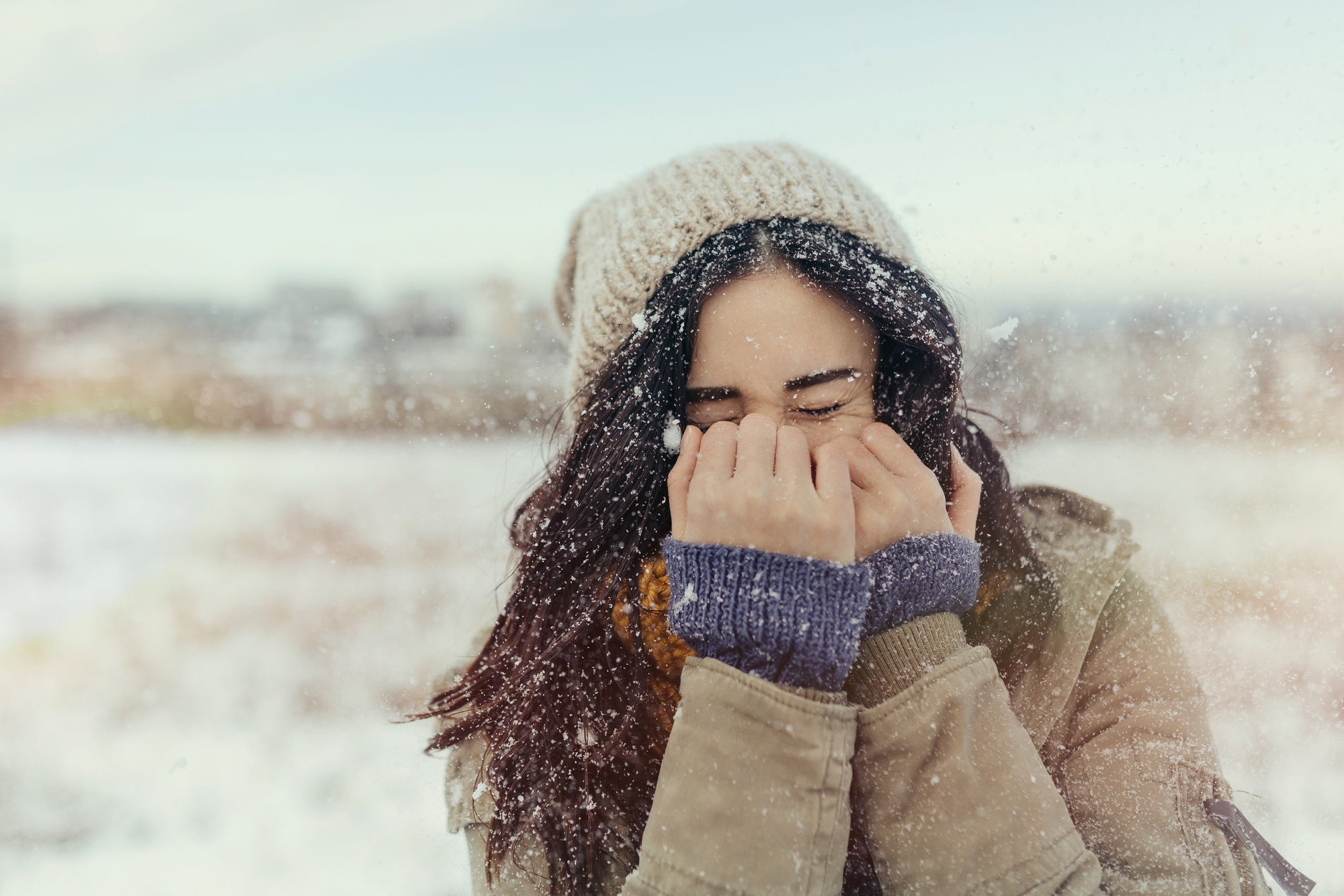 ¿Cómo afecta el frío en la piel?